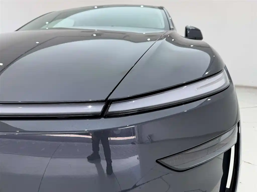 Tesla Model Y 2025 RWD 2025 - thumbnail 2