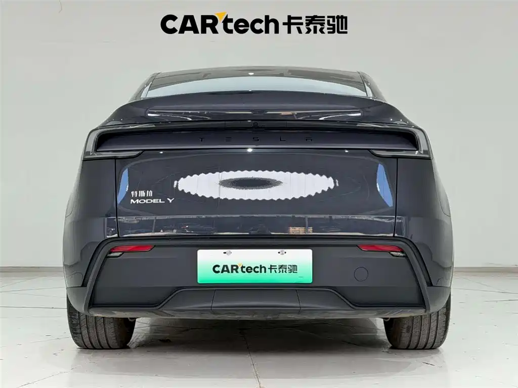 Tesla Model Y 2025 RWD 2025 - thumbnail 9