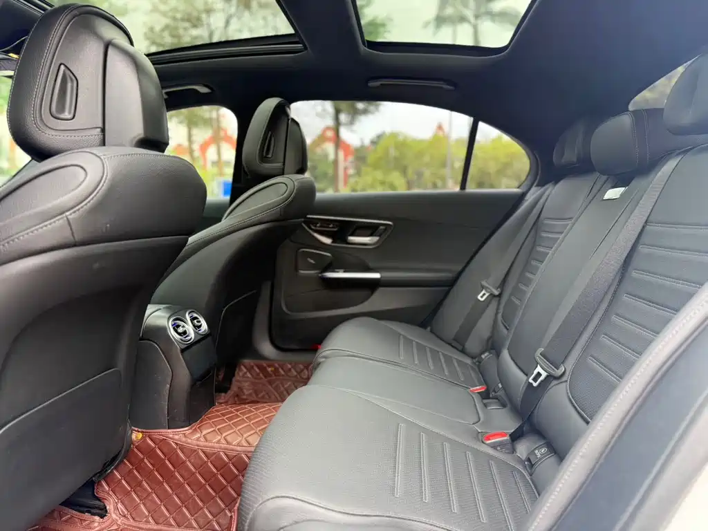 Mercedes-Benz Mercedes-Benz C-Class 2023 Facelift C 260 L Sport Edition 2023 - thumbnail 7