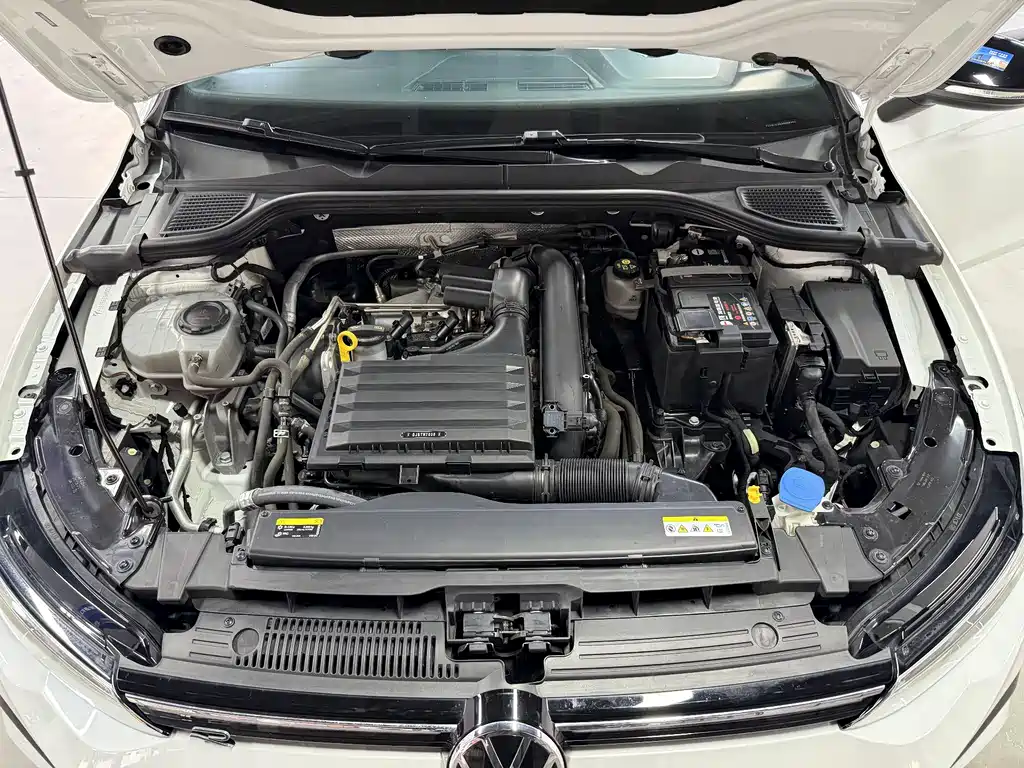 Volkswagen Golf 2023 280TSI DSG R-Line Lite 2023 - thumbnail 6