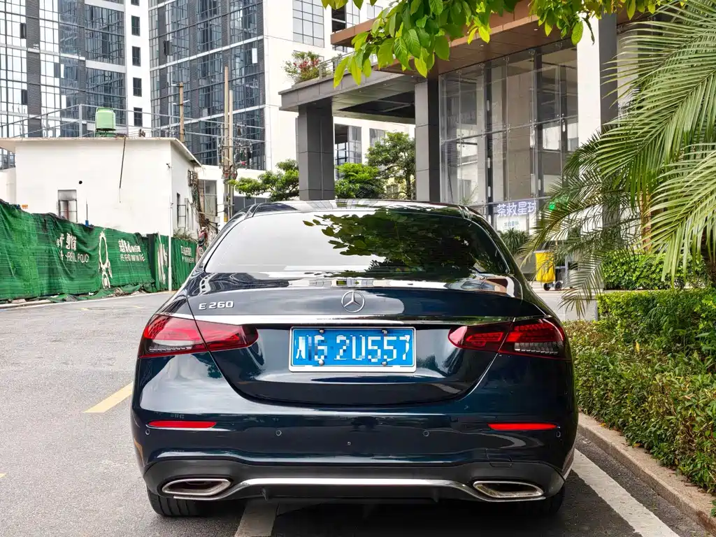 Mercedes-Benz Mercedes-Benz E-Class 2022 Facelift E 260 L Sport 2022 - thumbnail 2