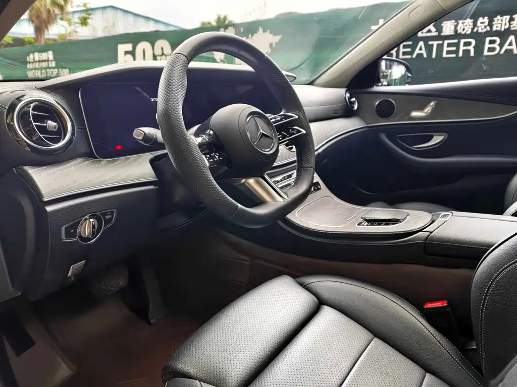 Mercedes-Benz Mercedes-Benz E-Class 2022 Facelift E 260 L Sport 2022 - thumbnail 11