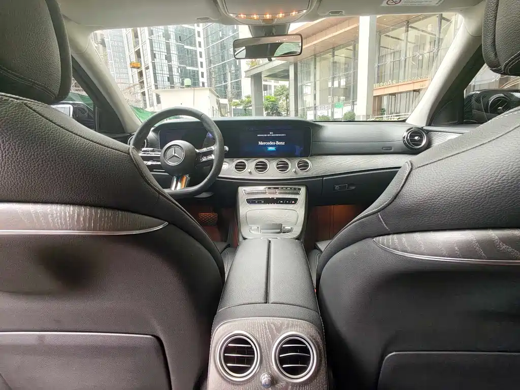 Mercedes-Benz Mercedes-Benz E-Class 2022 Facelift E 260 L Sport 2022 - thumbnail 20