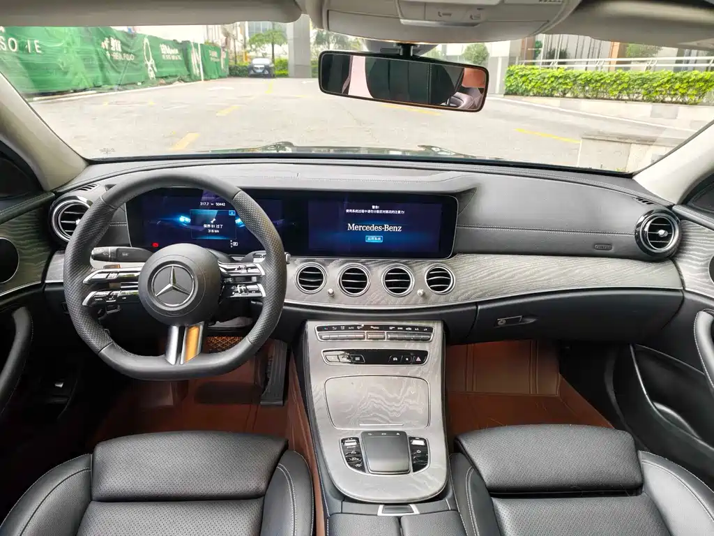 Mercedes-Benz Mercedes-Benz E-Class 2022 Facelift E 260 L Sport 2022 - thumbnail 26