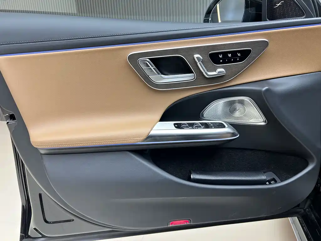 Mercedes-Benz Mercedes-Benz E-Class 2026 E 300 L Luxury 2026 - thumbnail 15