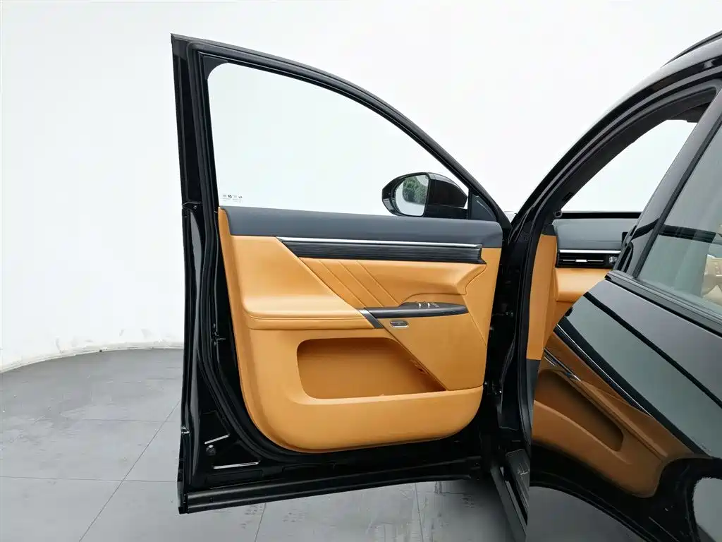 Dongfeng eπ eπ008 636Ultra 2025 - thumbnail 8