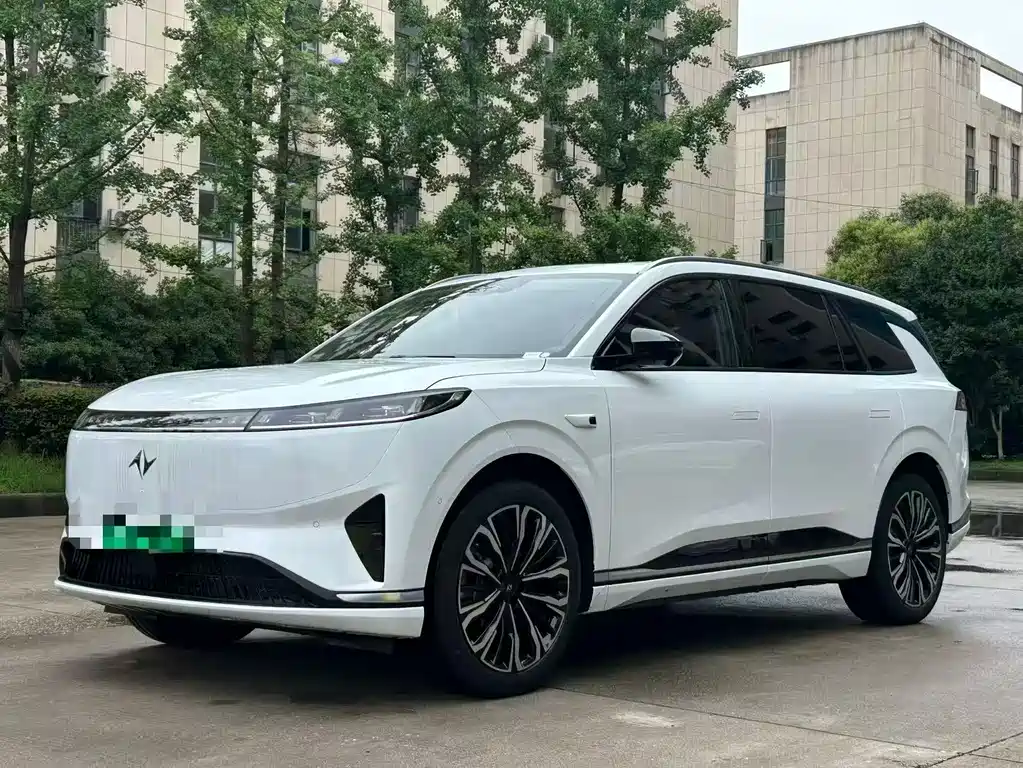 Dongfeng eπ eπ008 2026 6-Seater BEV Family Edition 2025