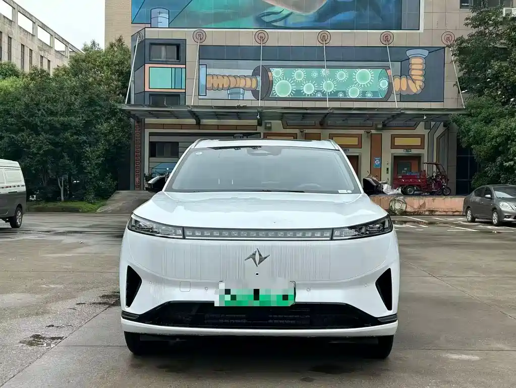 Dongfeng eπ eπ008 2026 6-Seater BEV Family Edition 2025 - thumbnail 2