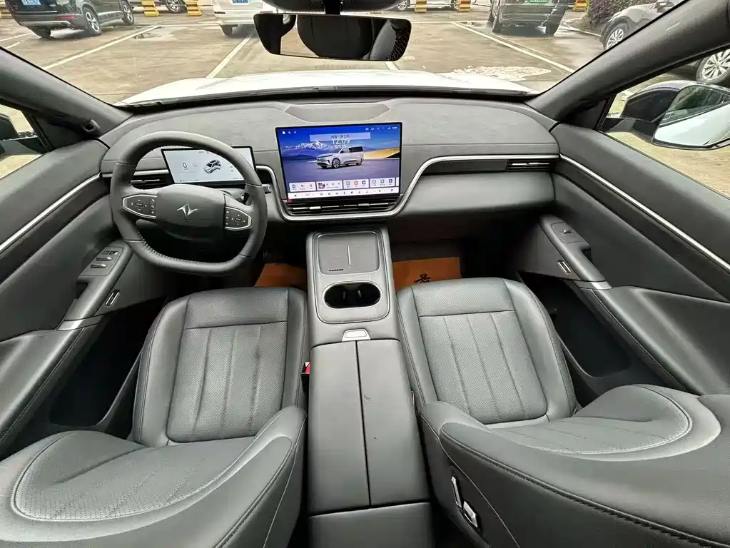 Dongfeng eπ eπ008 2026 6-Seater BEV Family Edition 2025 - thumbnail 5