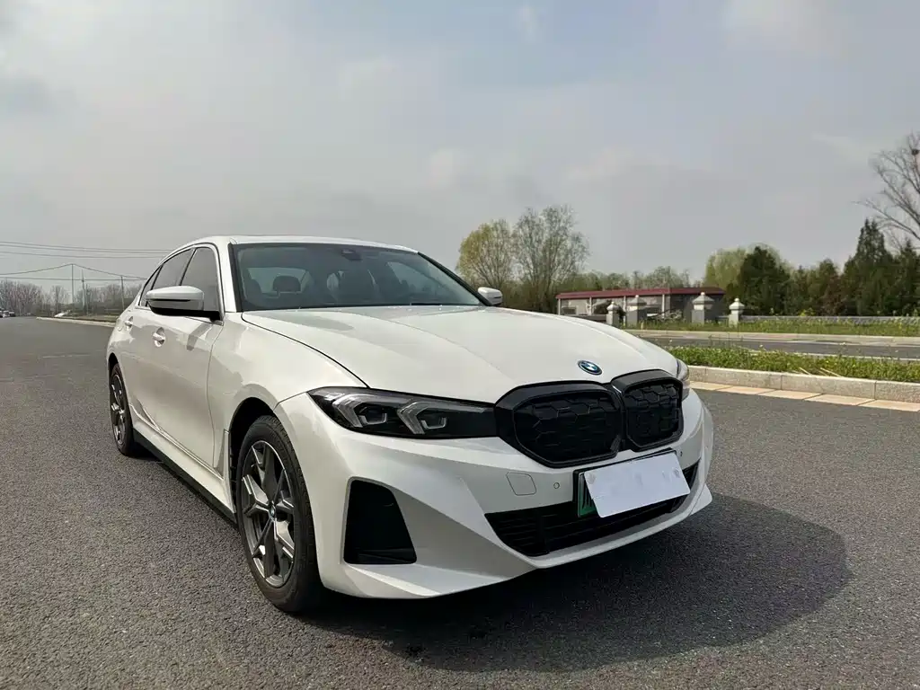BMW BMW i3 eDrive 35 L 2023 - thumbnail 2
