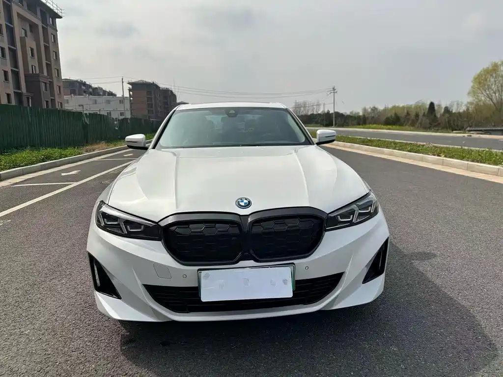 BMW BMW i3 eDrive 35 L 2023 - thumbnail 3