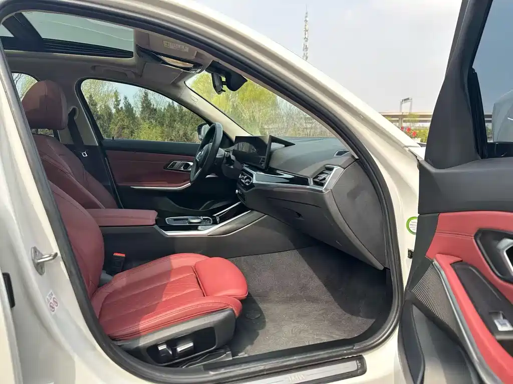 BMW BMW i3 eDrive 35 L 2023 - thumbnail 4