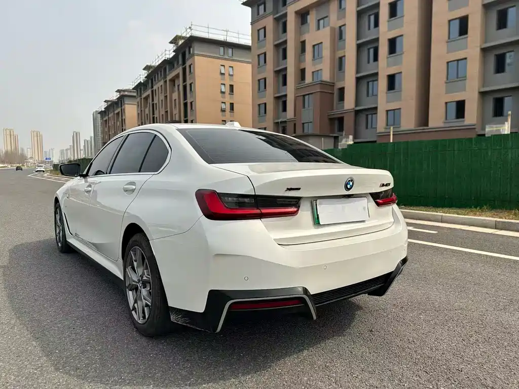 BMW BMW i3 eDrive 35 L 2023 - thumbnail 7