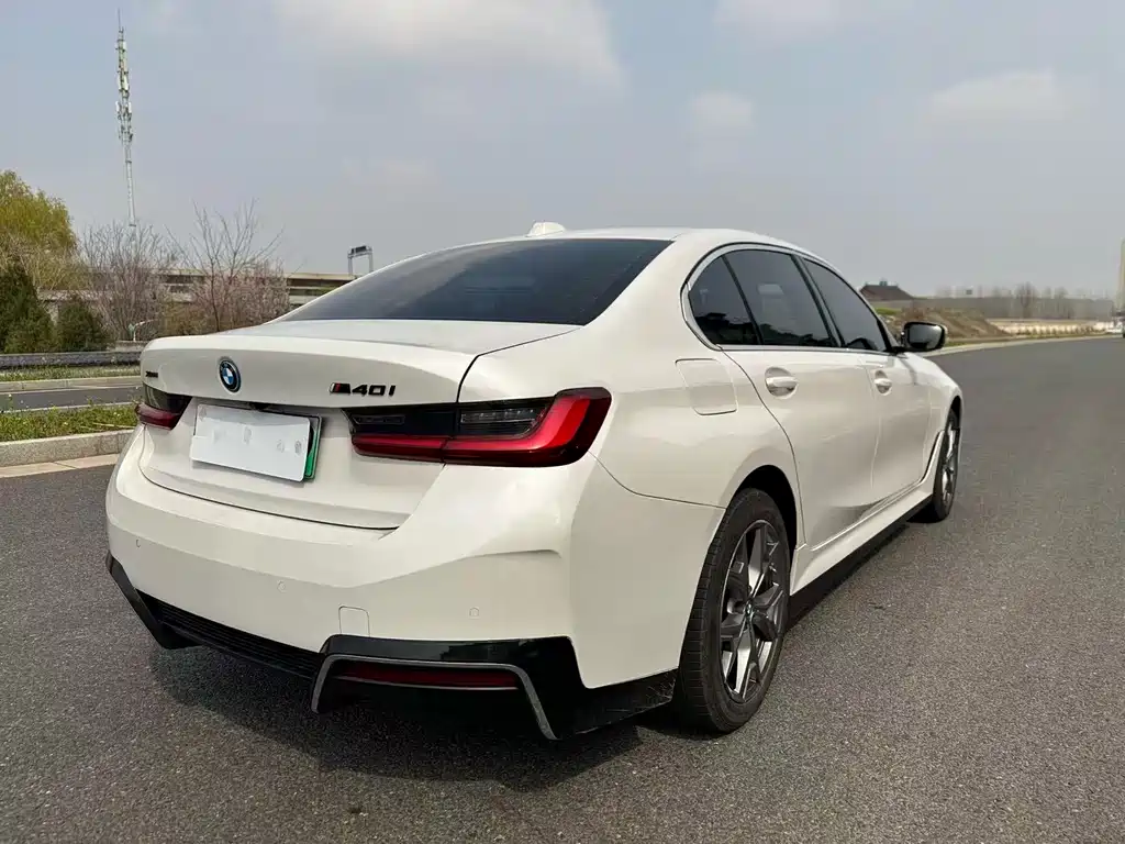 BMW BMW i3 eDrive 35 L 2023 - thumbnail 9