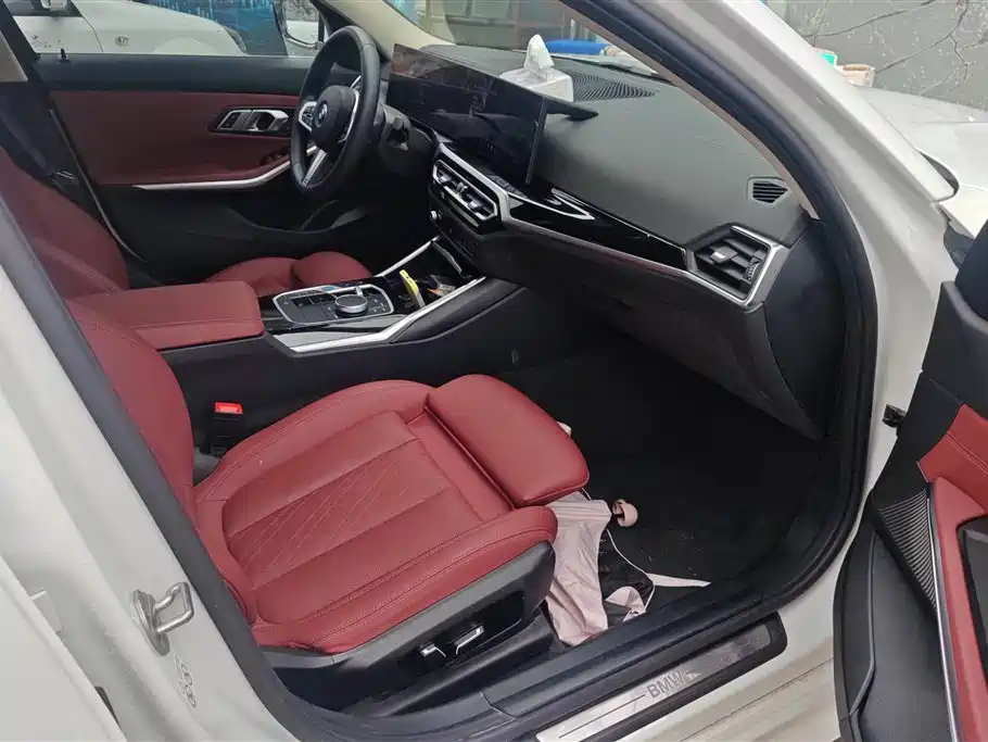 BMW BMW i3 eDrive 35 L 2024 - thumbnail 8