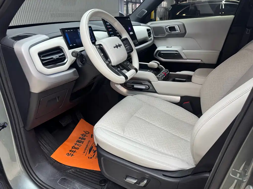 Fang Cheng Bao Yangwang U8 2025 501KM AWD Ultra 2025 - thumbnail 12