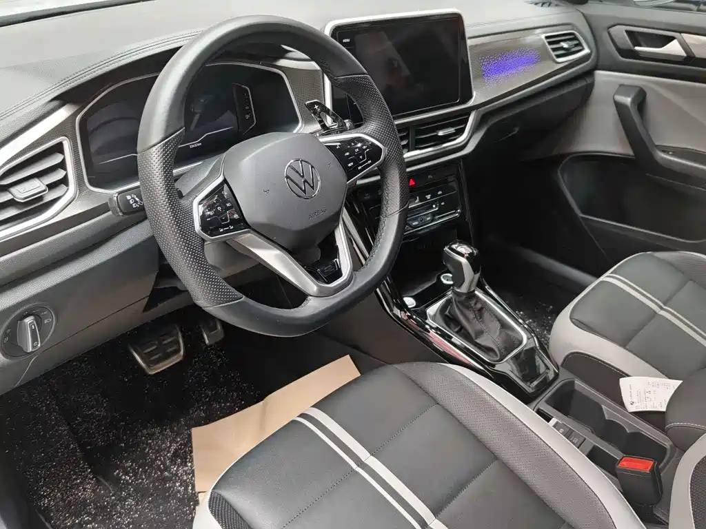 Volkswagen T-ROC 2023 300TSI DSG FWD Chenguang Edition 2024 - thumbnail 4