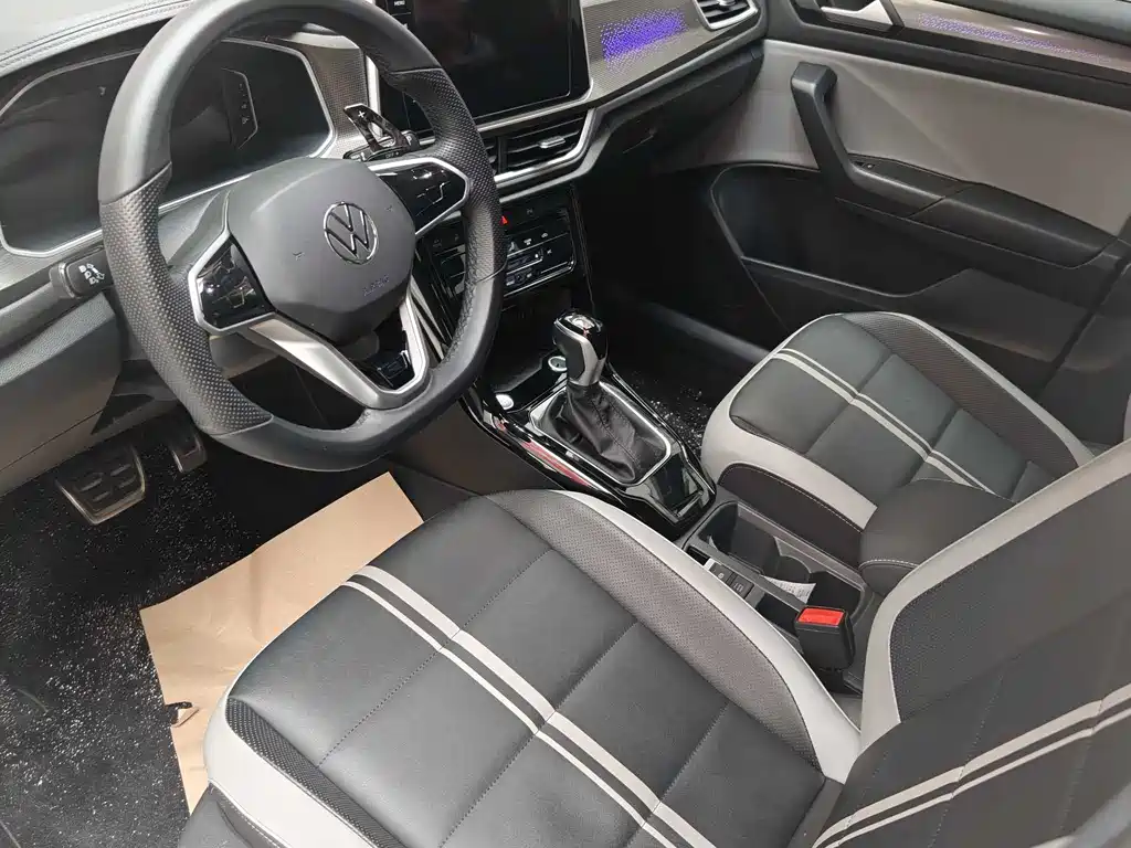 Volkswagen T-ROC 2023 300TSI DSG FWD Chenguang Edition 2024 - thumbnail 13