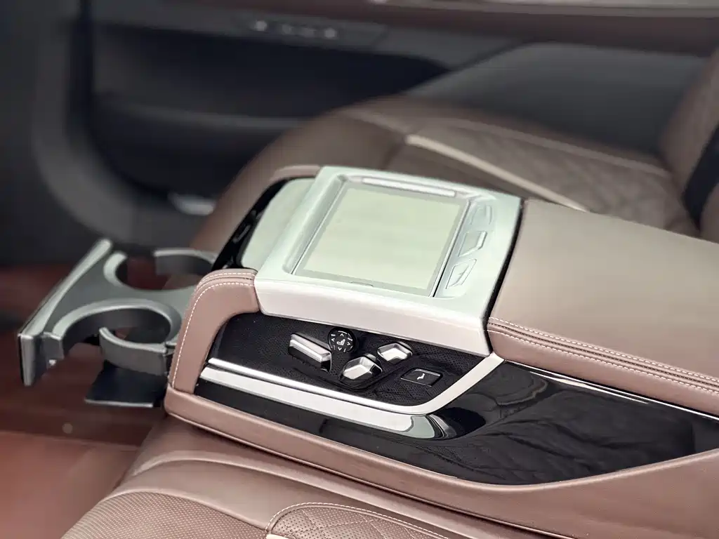 BMW BMW 7 Series 2022 740Li xDrive Executive Luxury Package 2022 - thumbnail 18