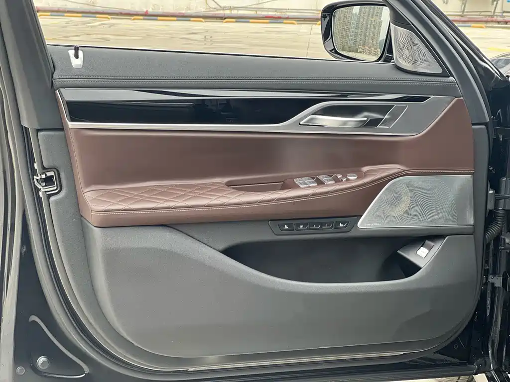 BMW BMW 7 Series 2022 740Li xDrive Executive Luxury Package 2022 - thumbnail 21