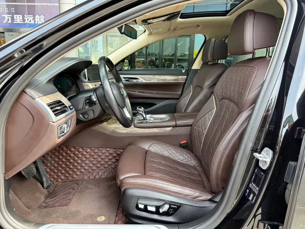 BMW BMW 7 Series 2021 740Li Leading Edition Luxury Package 2021 - thumbnail 6