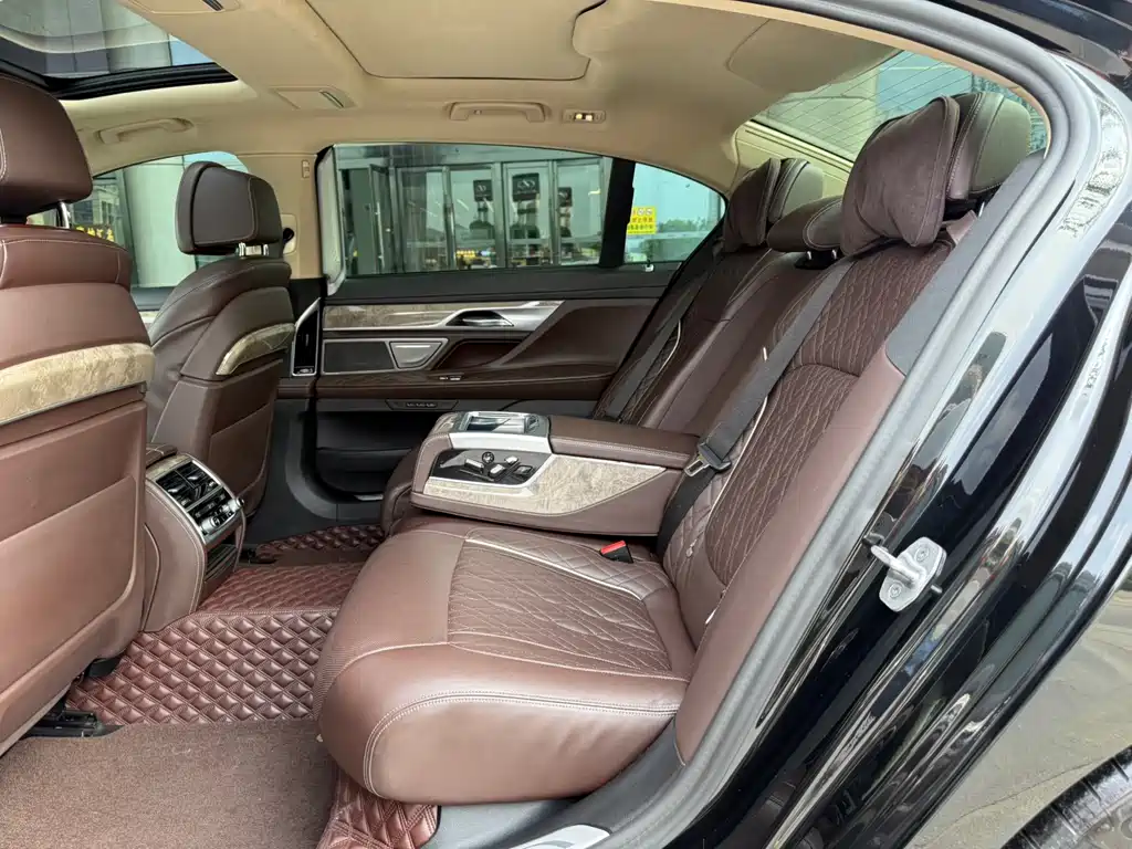 BMW BMW 7 Series 2021 740Li Leading Edition Luxury Package 2021 - thumbnail 7