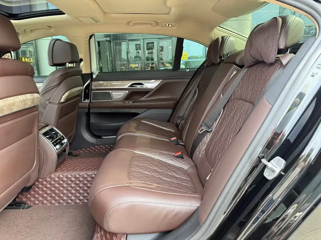 BMW BMW 7 Series 2021 740Li Leading Edition Luxury Package 2021 - thumbnail 8