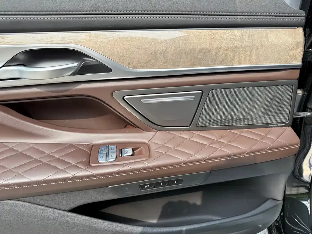 BMW BMW 7 Series 2021 740Li Leading Edition Luxury Package 2021 - thumbnail 10