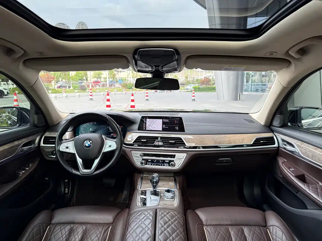 BMW BMW 7 Series 2021 740Li Leading Edition Luxury Package 2021 - thumbnail 13