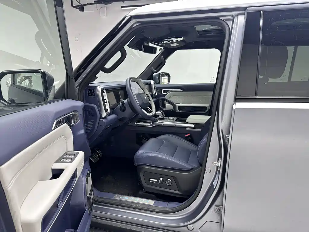 Jetour Shanhai Jetour Traveller C-DM 2024 C-DM 208KM Mountain Edition 2024 - thumbnail 9