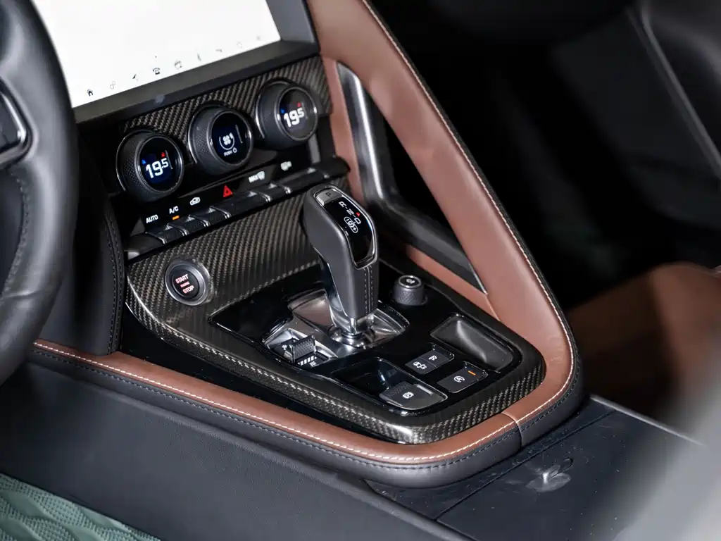 Jaguar Jaguar F-TYPE 2019 2.0T Coupe 2019 - thumbnail 14