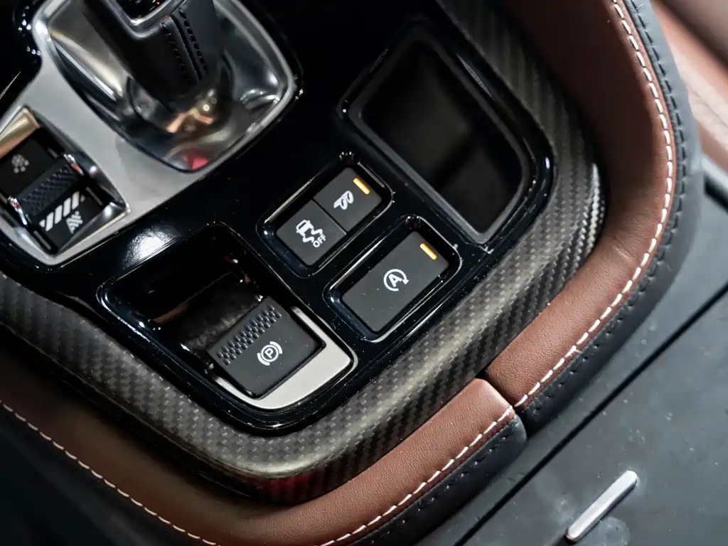 Jaguar Jaguar F-TYPE 2019 2.0T Coupe 2019 - thumbnail 15