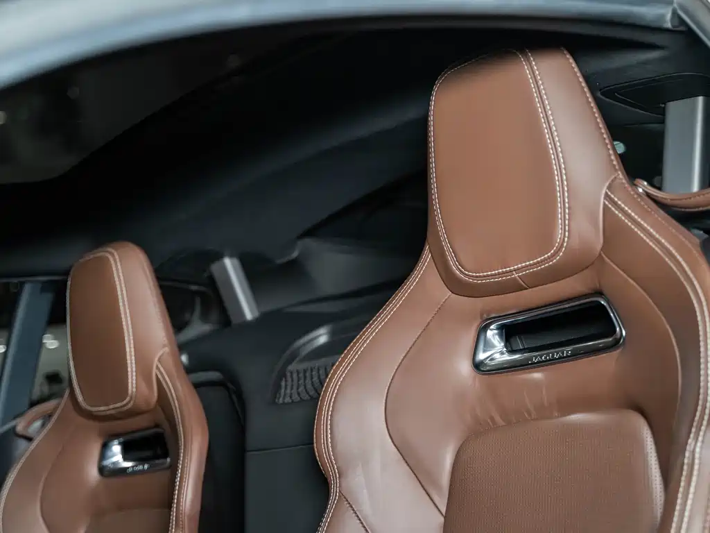 Jaguar Jaguar F-TYPE 2019 2.0T Coupe 2019 - thumbnail 18