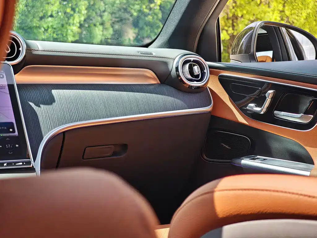 Mercedes-Benz Mercedes-Benz GLC 260 L 4MATIC Luxury 2024 - thumbnail 11