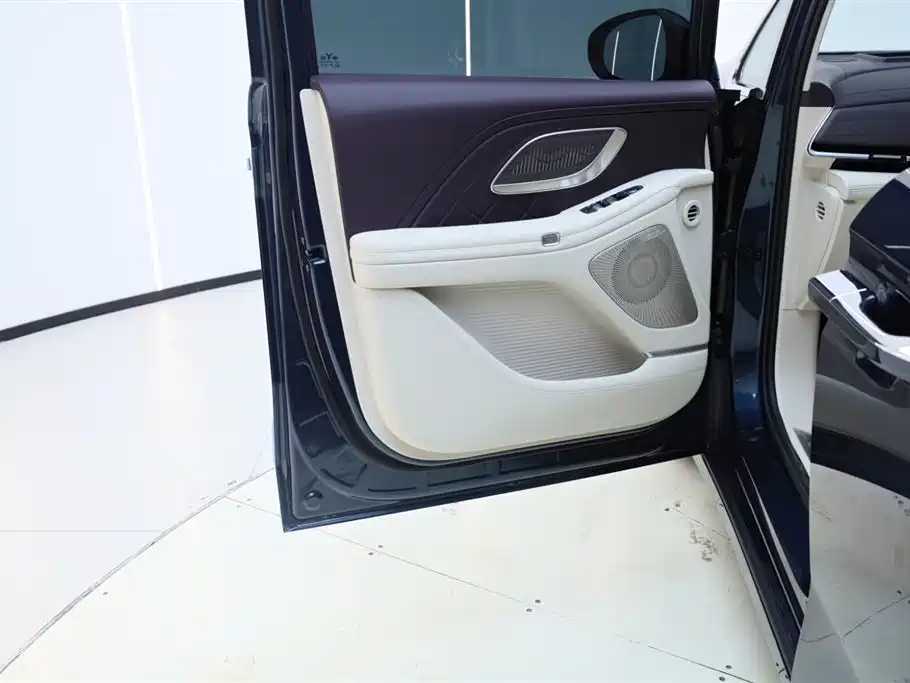 Voyah Voyah Dreamer 2026 PHEV Qiankun Ultra 2026 - thumbnail 18