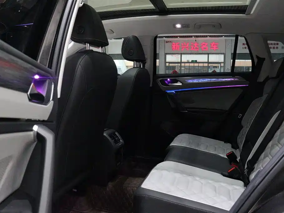 Volkswagen Tayron 2025 Zhongxiang Edition 300TSI 2025 - thumbnail 8