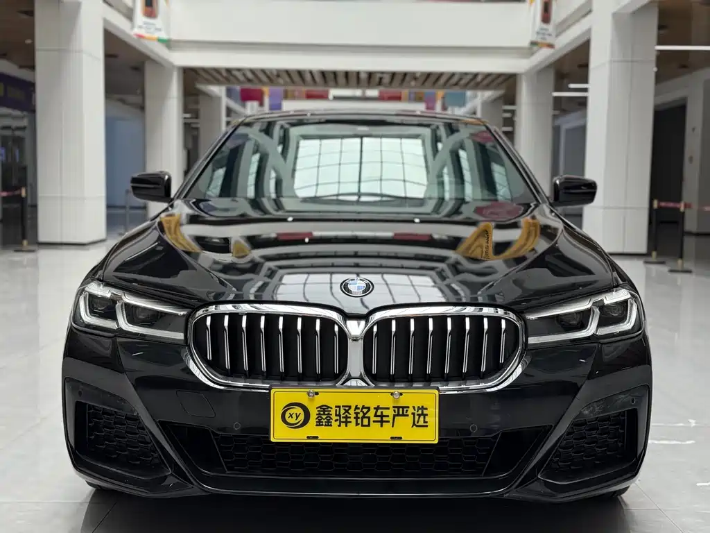 BMW BMW 5 Series 2022 530Li Leading Edition M Sport Package 2022 - thumbnail 2