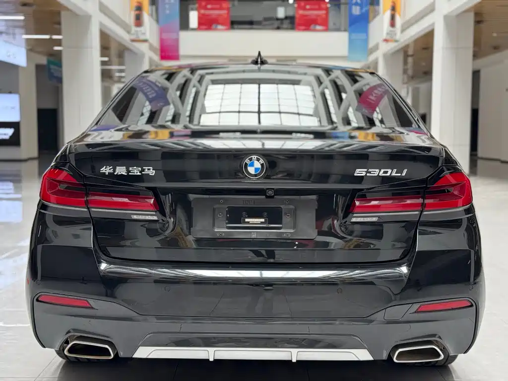 BMW BMW 5 Series 2022 530Li Leading Edition M Sport Package 2022 - thumbnail 6