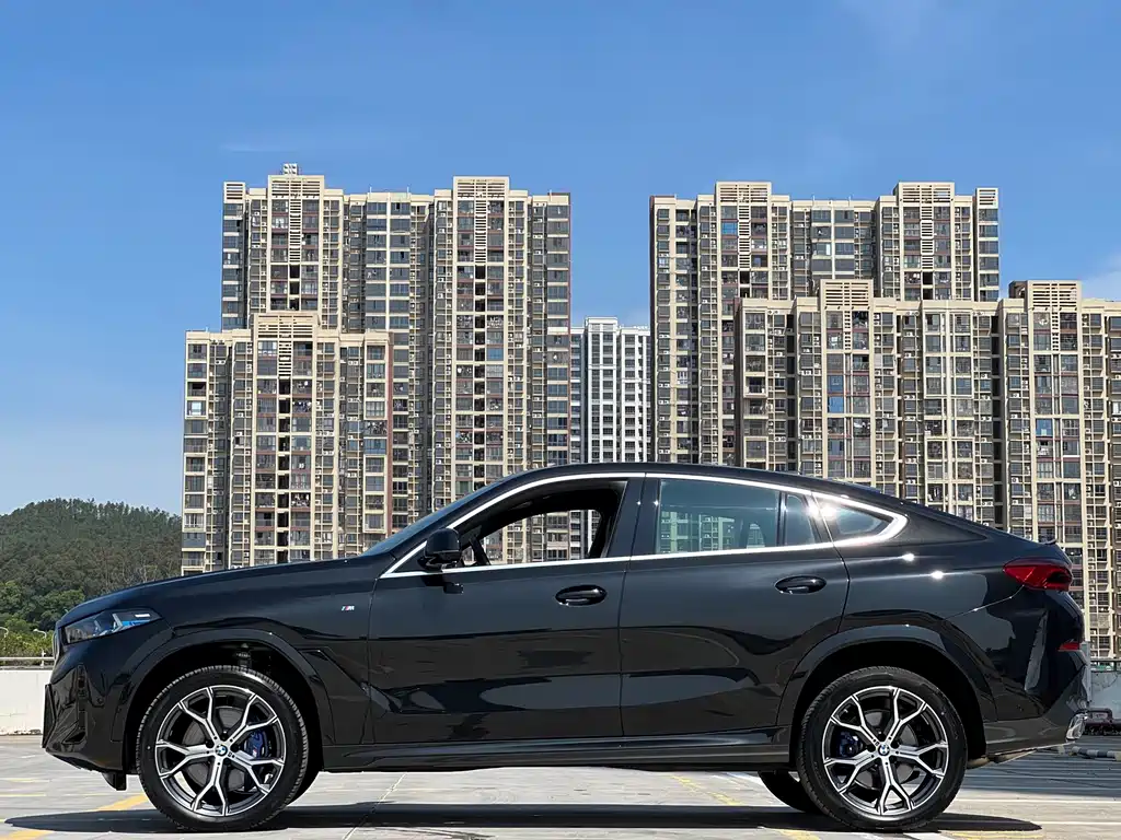 BMW BMW X6 2023 xDrive40i Exclusive M Sport Package 2024 - thumbnail 11