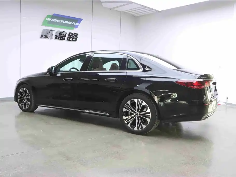 Mercedes-Benz Mercedes-Benz E-Class 2025 Facelift E 300 L Luxury 2025 - thumbnail 6