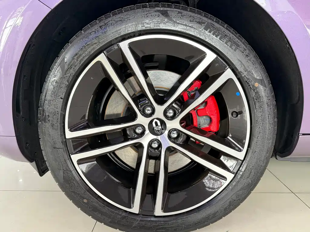AITO AITO M5 2025 EREV Ultra AWD 2025 - thumbnail 6