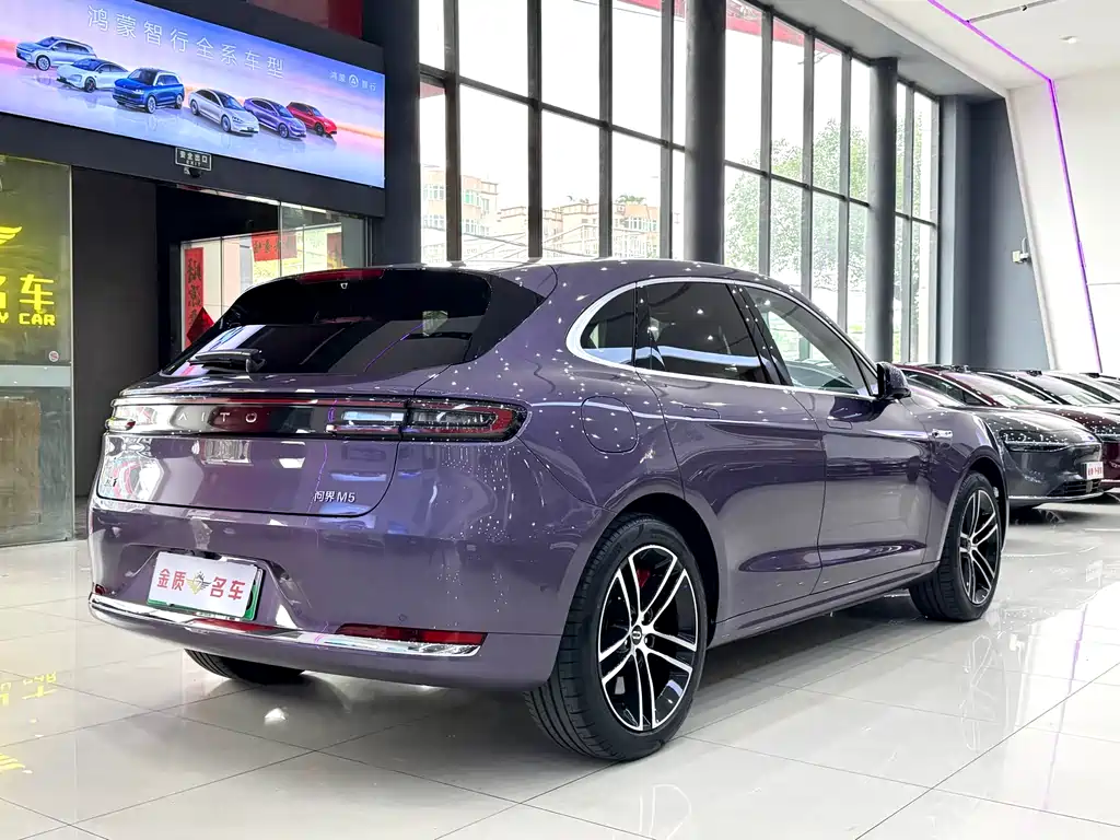 AITO AITO M5 2025 EREV Ultra AWD 2025 - thumbnail 19