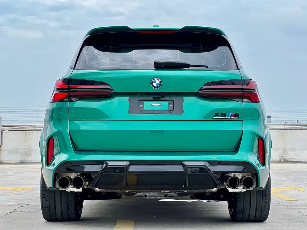 BMW 2023 BMW X5 M Competition 2024 - thumbnail 10