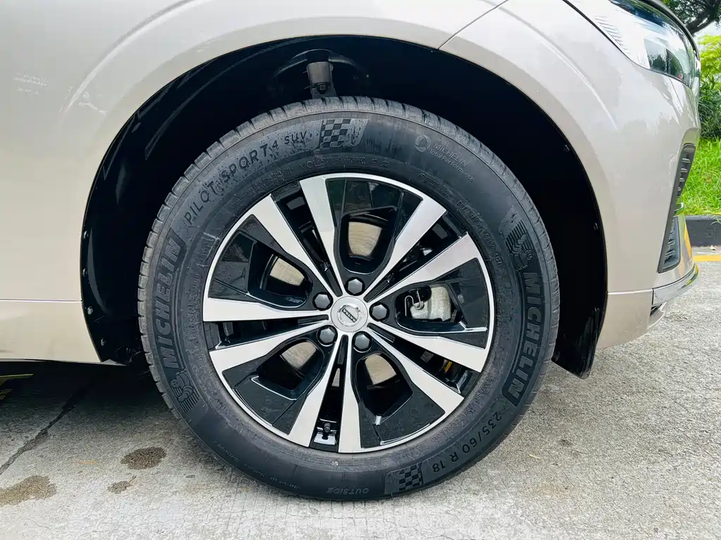 Volvo Volvo XC60 2025 B5 AWD Momentum 2025 - thumbnail 21