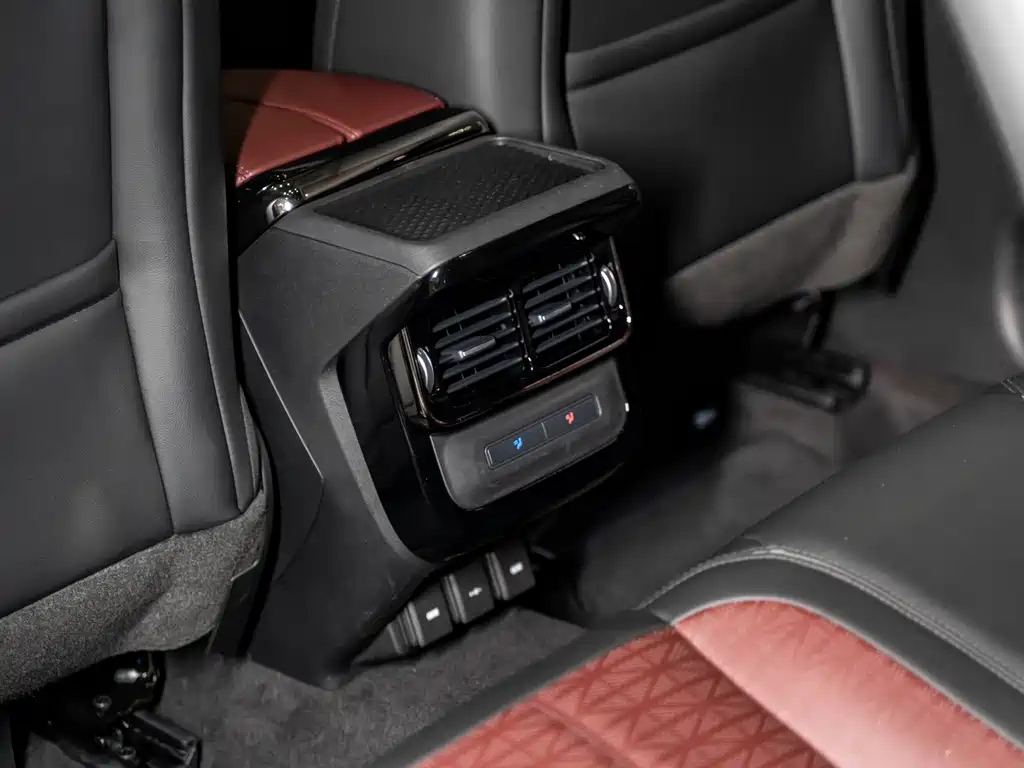 Land Rover Range Rover Evoque L 2022 249PS R-Dynamic Luxury Edition 2022 - thumbnail 19