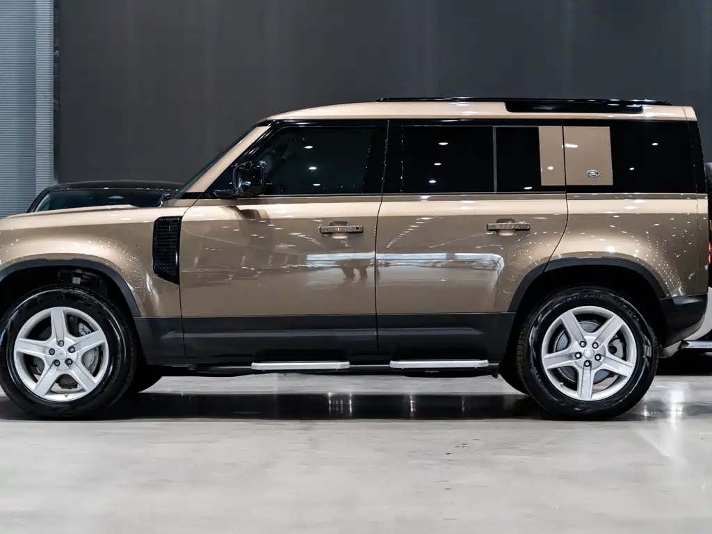 Land Rover Land Rover Defender 2020 110 P400 HSE 2020 - thumbnail 4