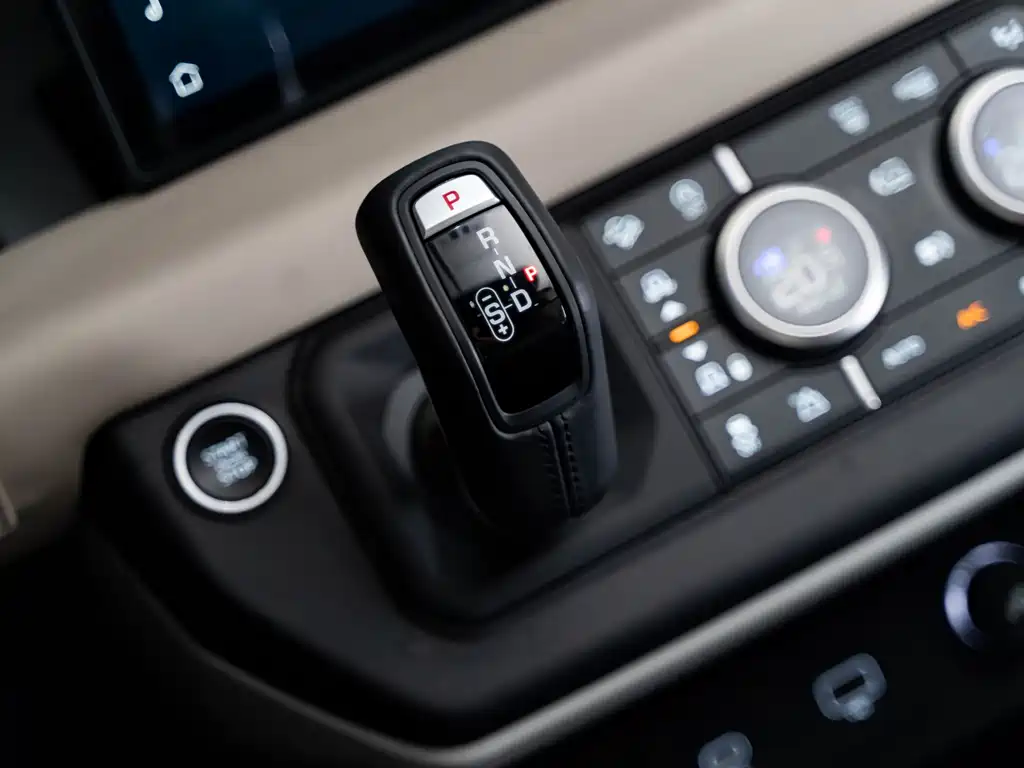 Land Rover Land Rover Defender 2020 110 P400 HSE 2020 - thumbnail 16