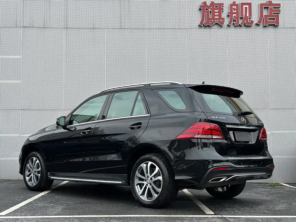 Mercedes-Benz 2017 Mercedes-Benz GLE 320 4MATIC Dynamic 2018 - thumbnail 6