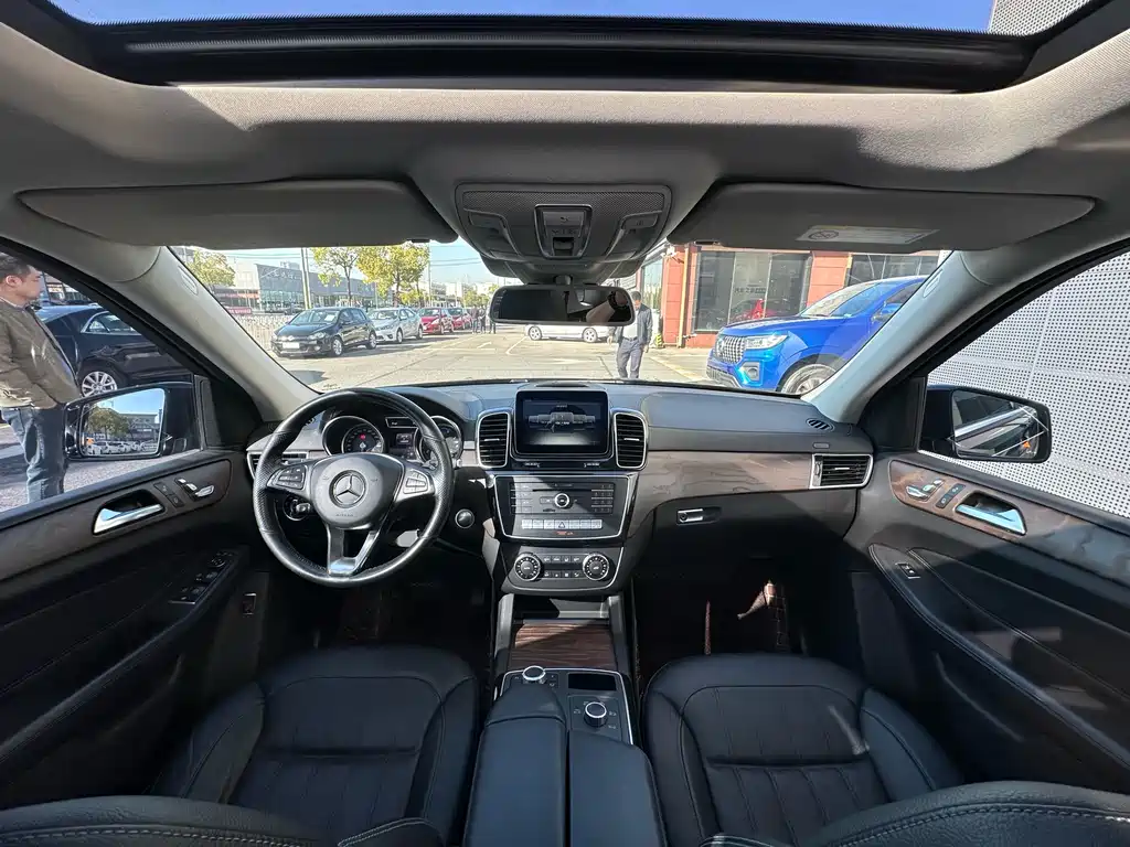 Mercedes-Benz 2017 Mercedes-Benz GLE 320 4MATIC Dynamic 2018 - thumbnail 9