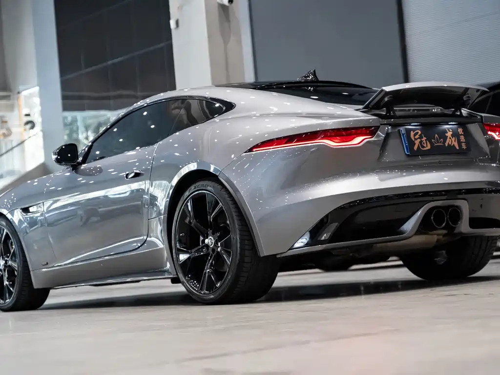 Jaguar Jaguar F-TYPE 2024 P300 75th Anniversary Edition Coupe 2024 - thumbnail 5
